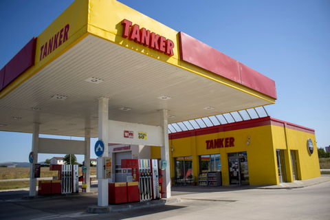 TANKER Senica